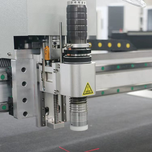 High-Precision Oscillating Knife Cutter for Flexible Materials
